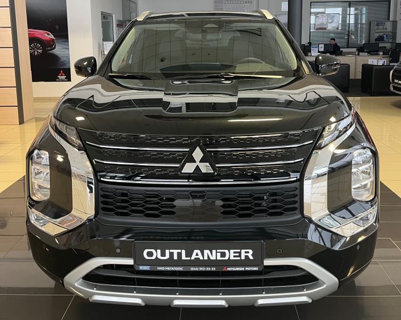 OUTLANDER 2.5 CVT ULTIMATE
